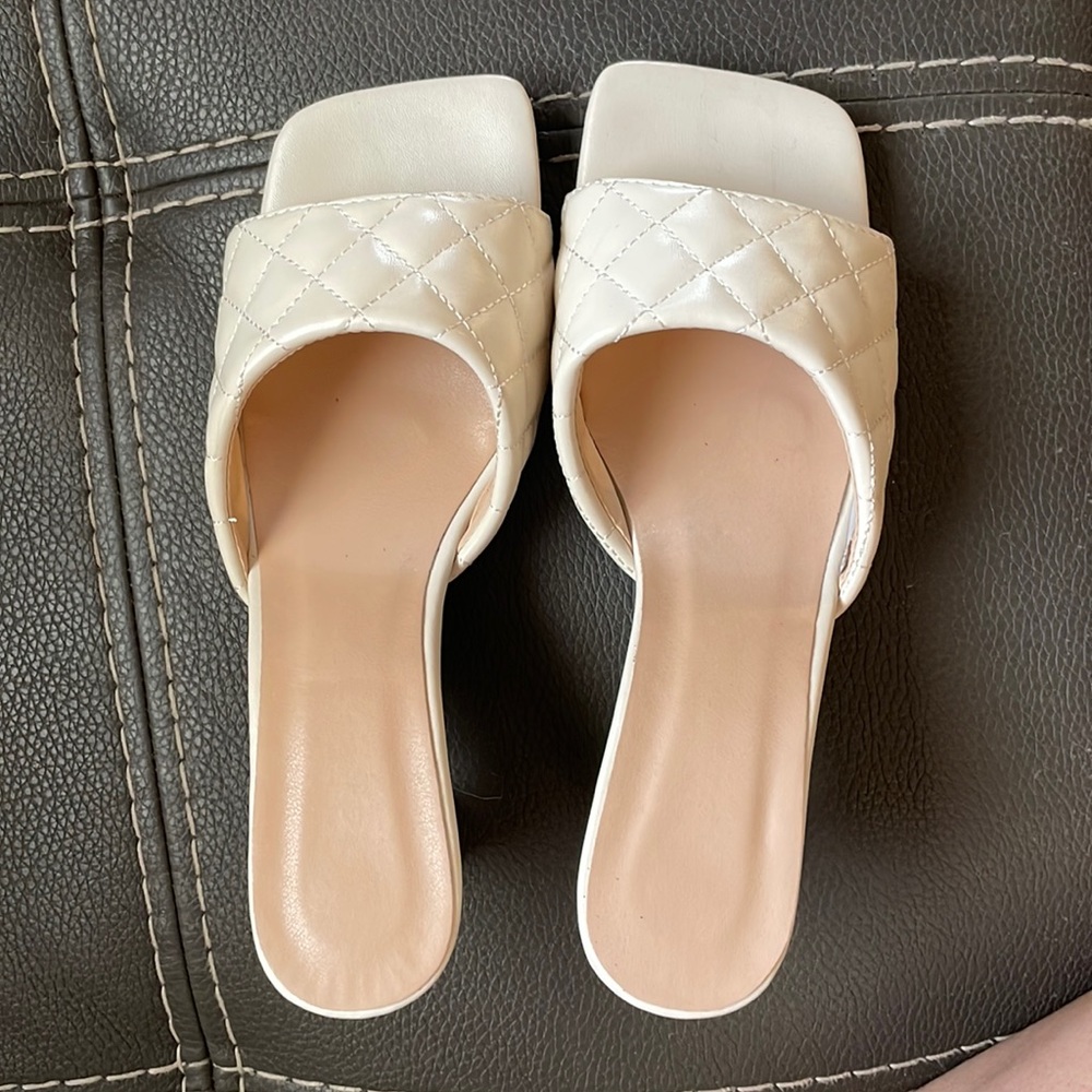 Never worn cream heels size 6.5